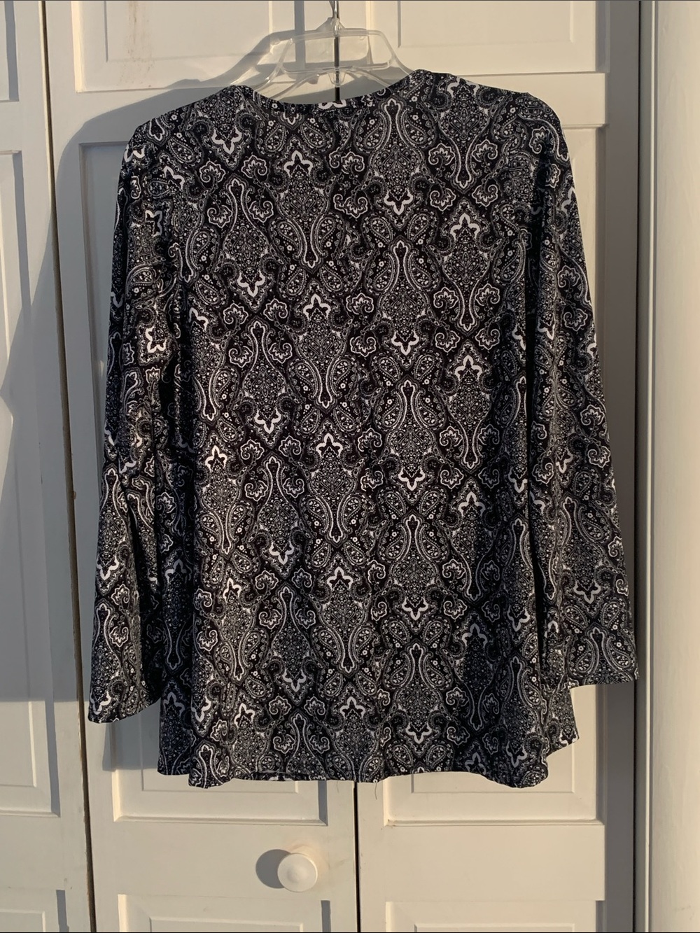 Rachel Rachel Paisley Tunic Blouse- Black & White - Picture 6 of 7